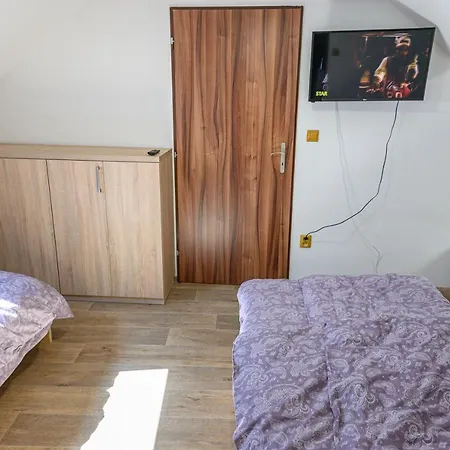 Ubytovani Na Vyminku Holiday home